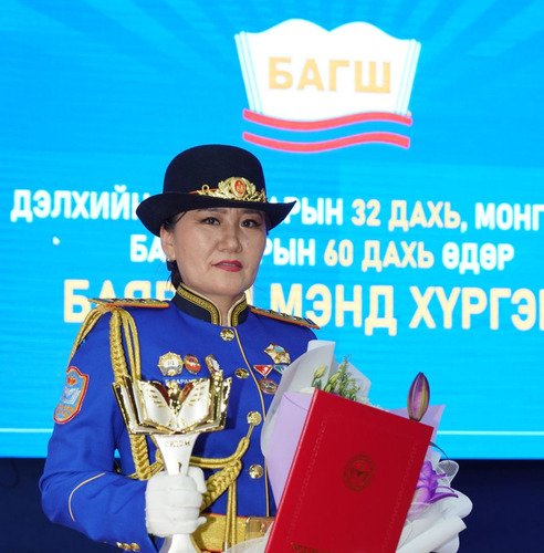 ХУРАНДАА Б.САРАНЦЭЦЭГ:  ШАДАР ТҮРҮҮЧ ЦОЛТОЙ АЖЛЫН ГАРААГАА ЭХЛҮҮЛЖ  БАЙЛАА